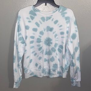 Cute mint green Tie-Dye crewneck
